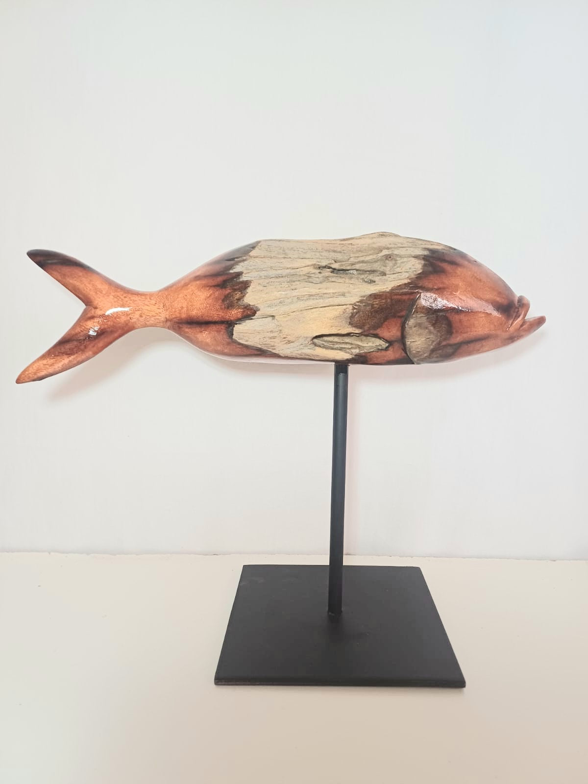 Fish driftwood sculpture.(002)