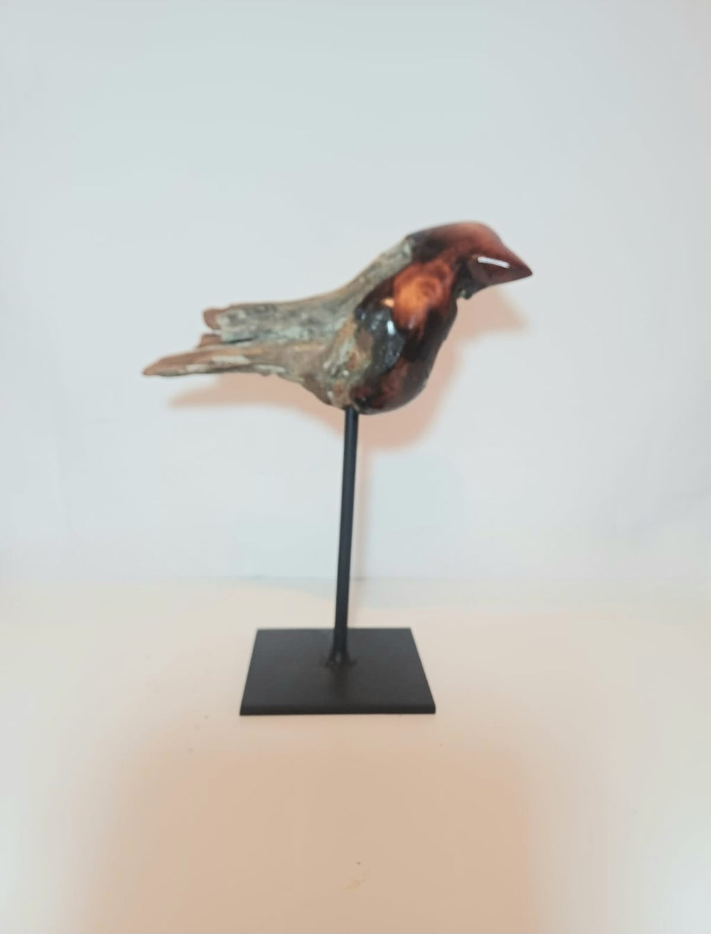 Driftwood bird sculpture. (009)