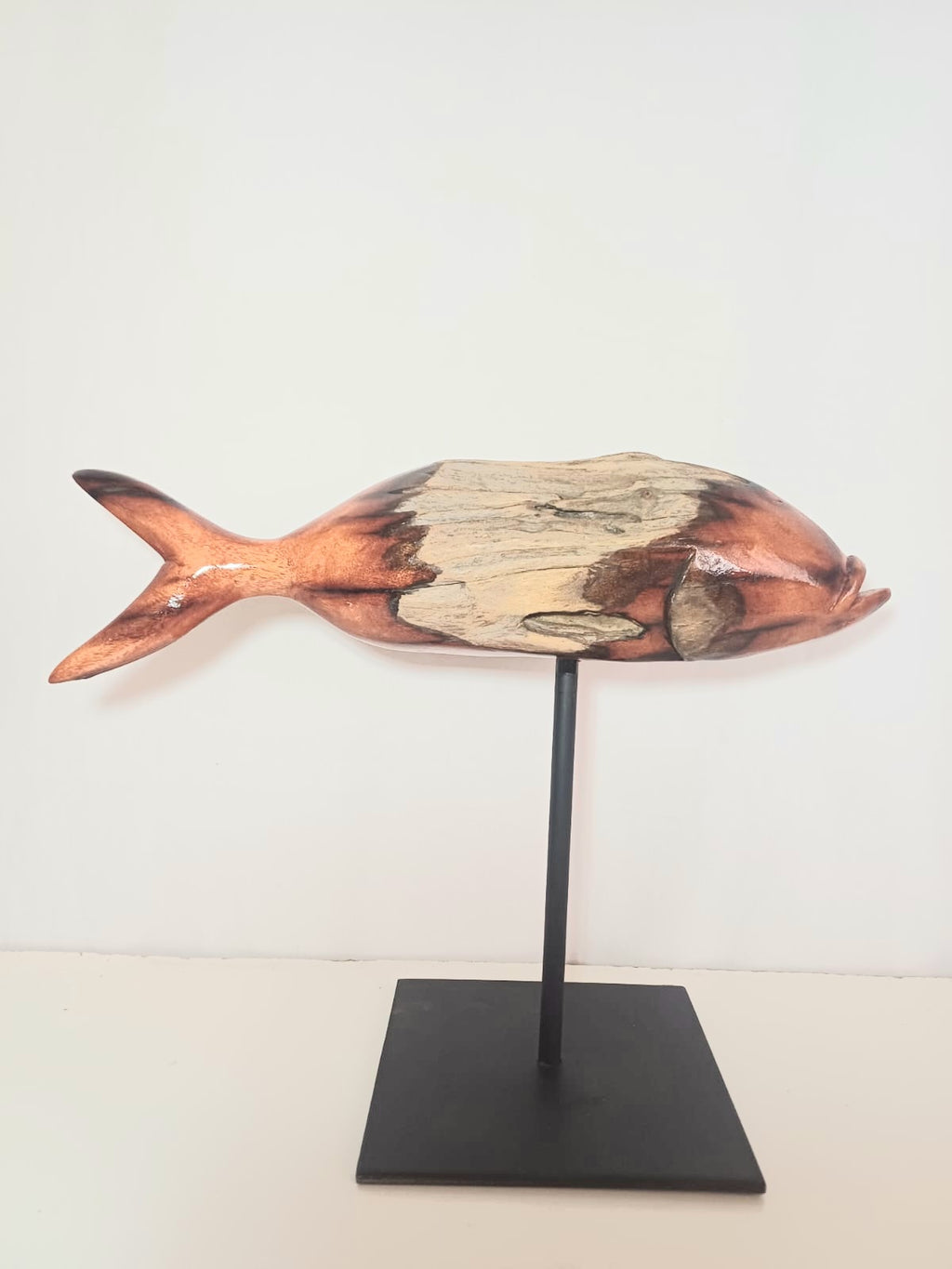 Fish driftwood sculpture.(002)