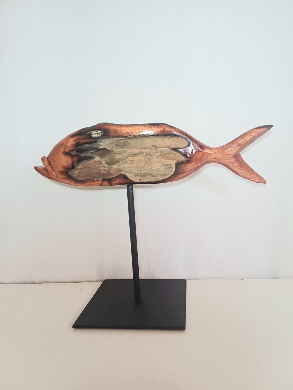 Fish driftwood sculpture.(002)